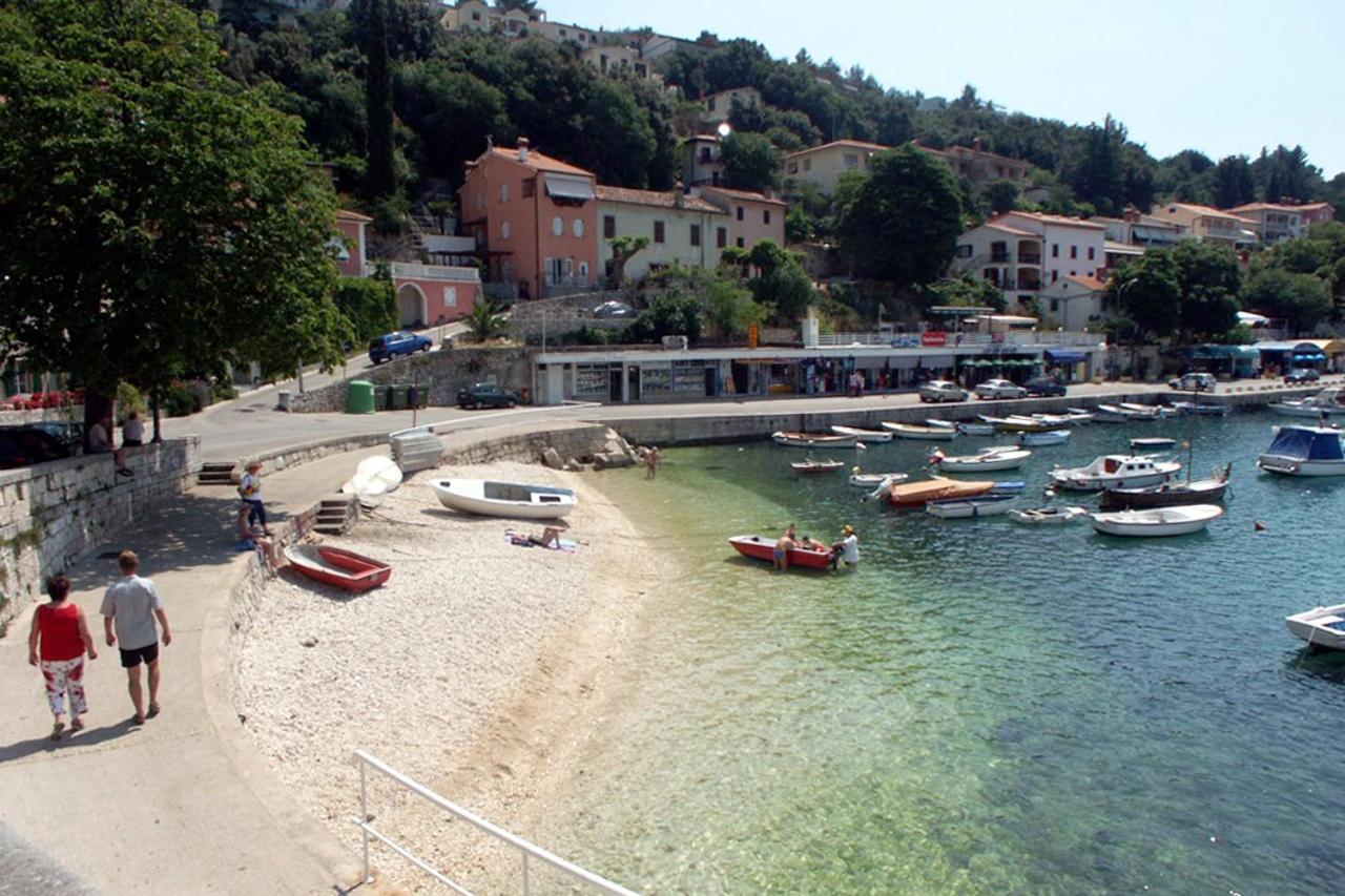 Apartments With A Parking Space Rabac, Labin - 7465 Екстериор снимка