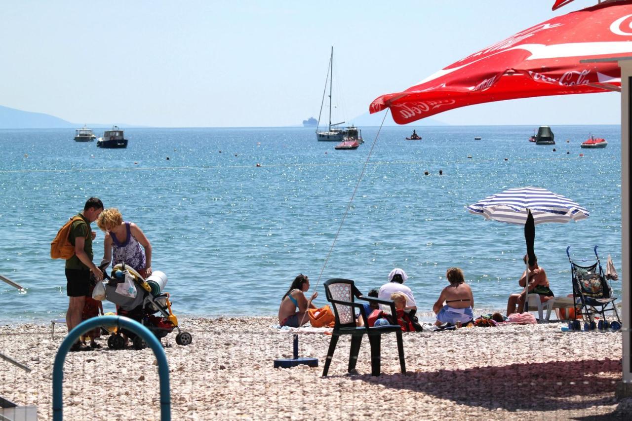 Apartments With A Parking Space Rabac, Labin - 7465 Екстериор снимка